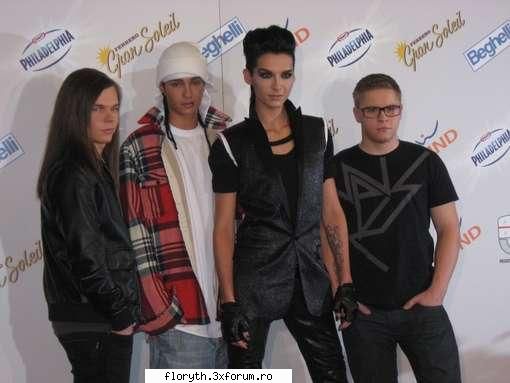 Punem poze cu th sau ce?? - ~DyA~ - Photo