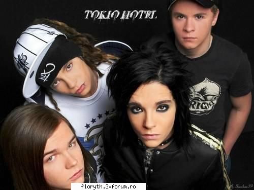 Punem poze cu th sau ce?? - ♥PiNgUiNuL RoZ♥ - Photo